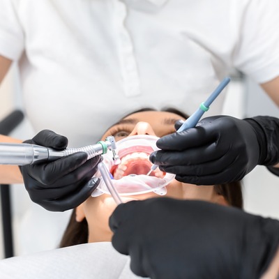 Центр Цифровой Стоматологии Dr. Edil Boribay