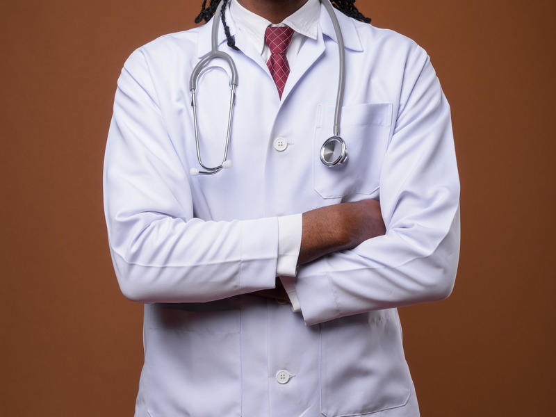 Центр Цифровой Стоматологии Dr. Edil Boribay
