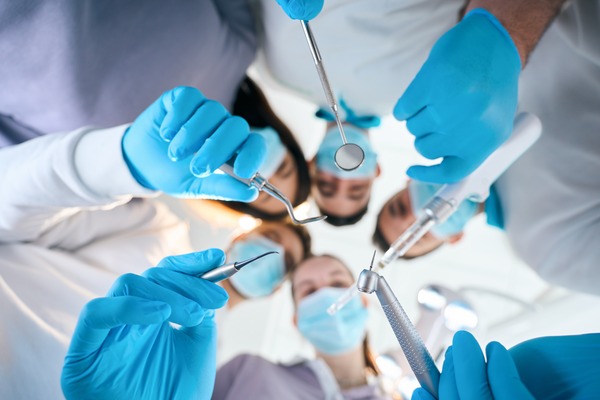 Центр Цифровой Стоматологии Dr. Edil Boribay